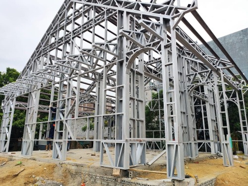 Tìm hiểu thép hộp là gì? Ứng dụng của thép hộp
